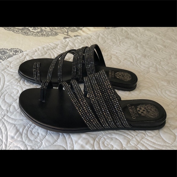 Vince Camuto Edwinny Sandals - Picture 3 of 10